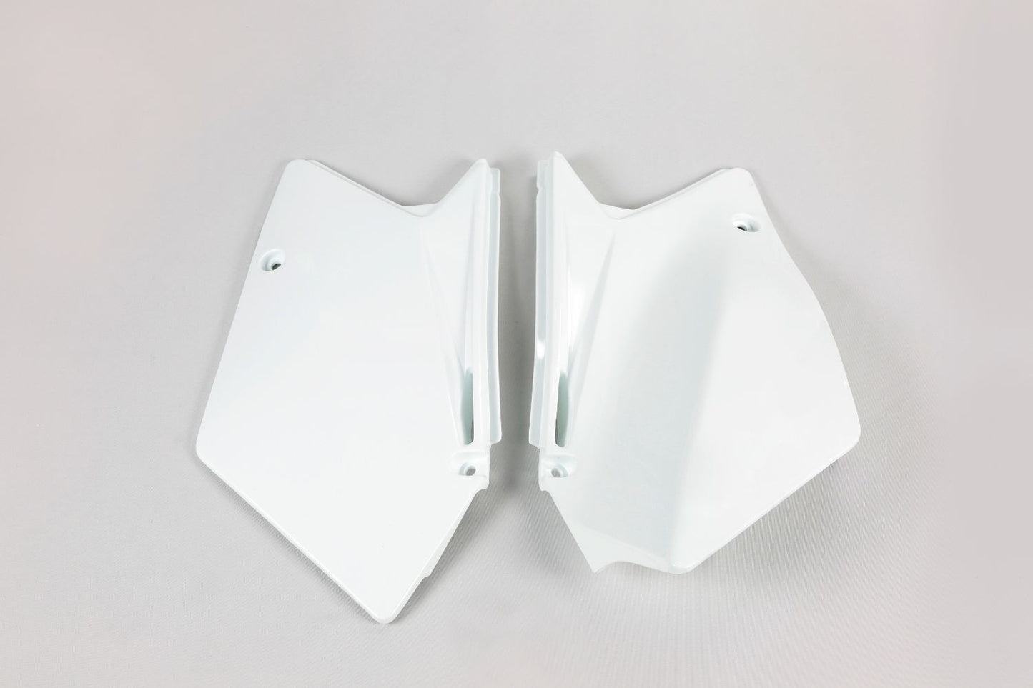 UFO Plast Fianchetti laterali portanumero Suzuki RMZ 450 2005-2006
