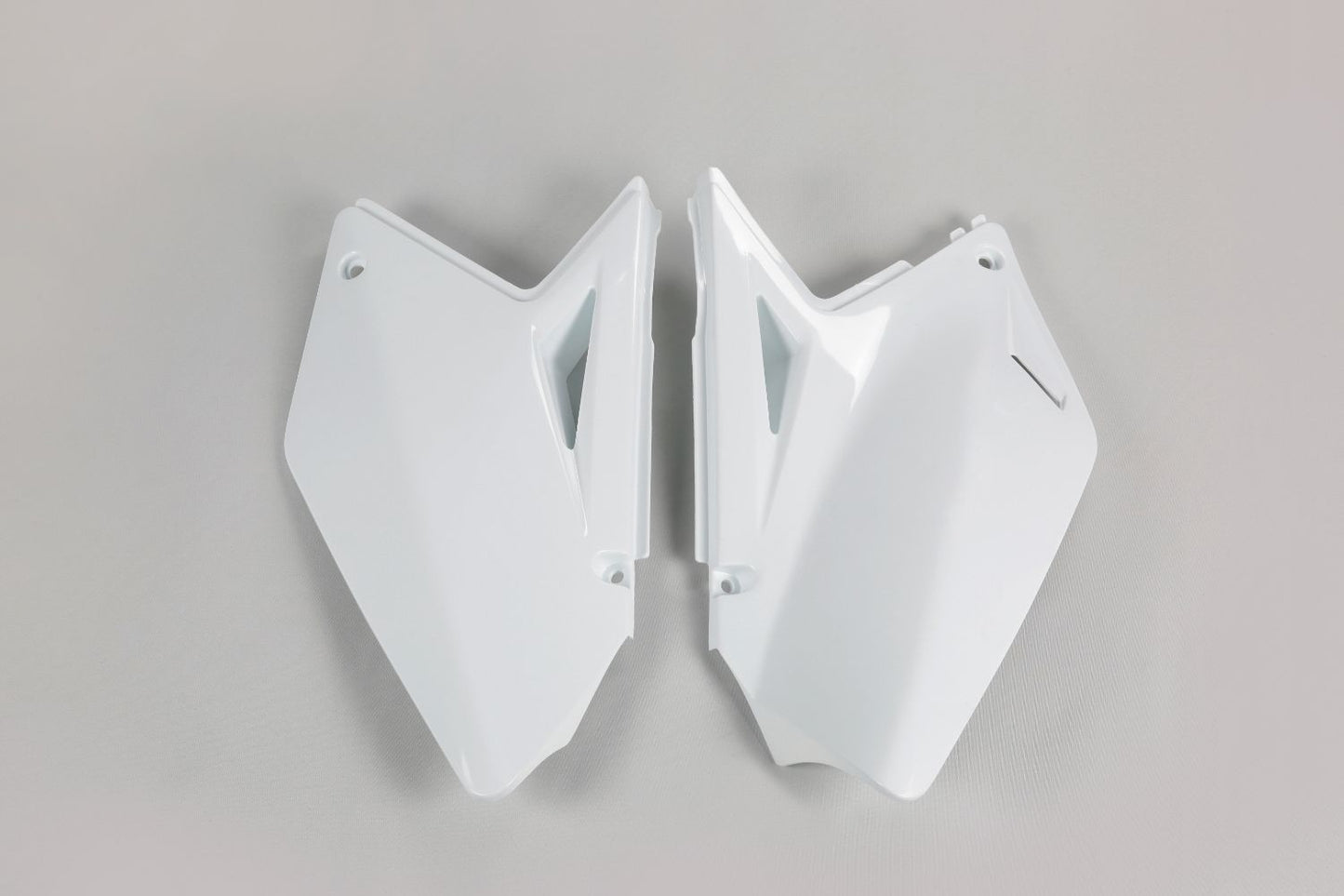 UFO Plast Fianchetti laterali portanumero Suzuki RMZ 250 2007-2009