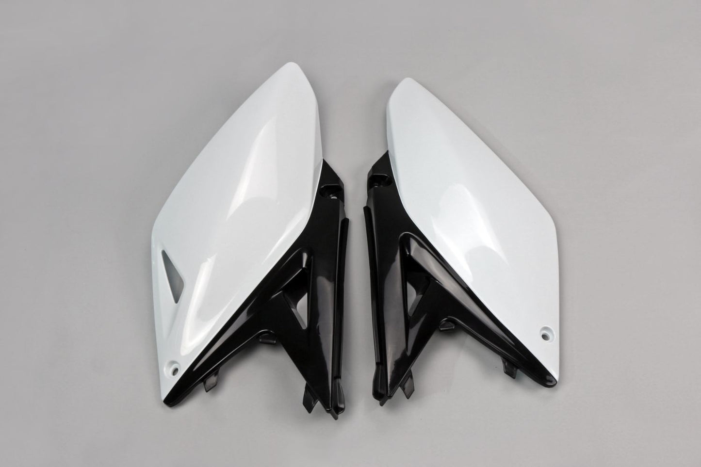 UFO Plast Fianchetti laterali portanumero Suzuki RMZ 250 2010-2018