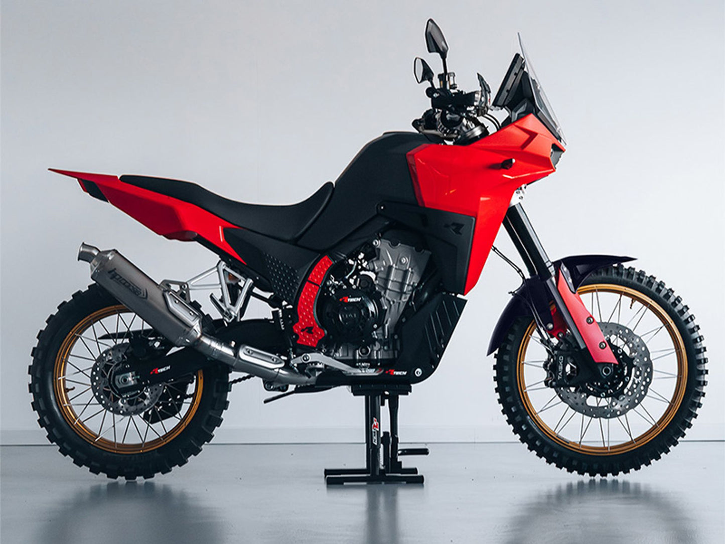 Kit Plastiche Racetech KOVE 800 REVOLUTION 2024-2026 Kit ROSSO GASGAS-NERO