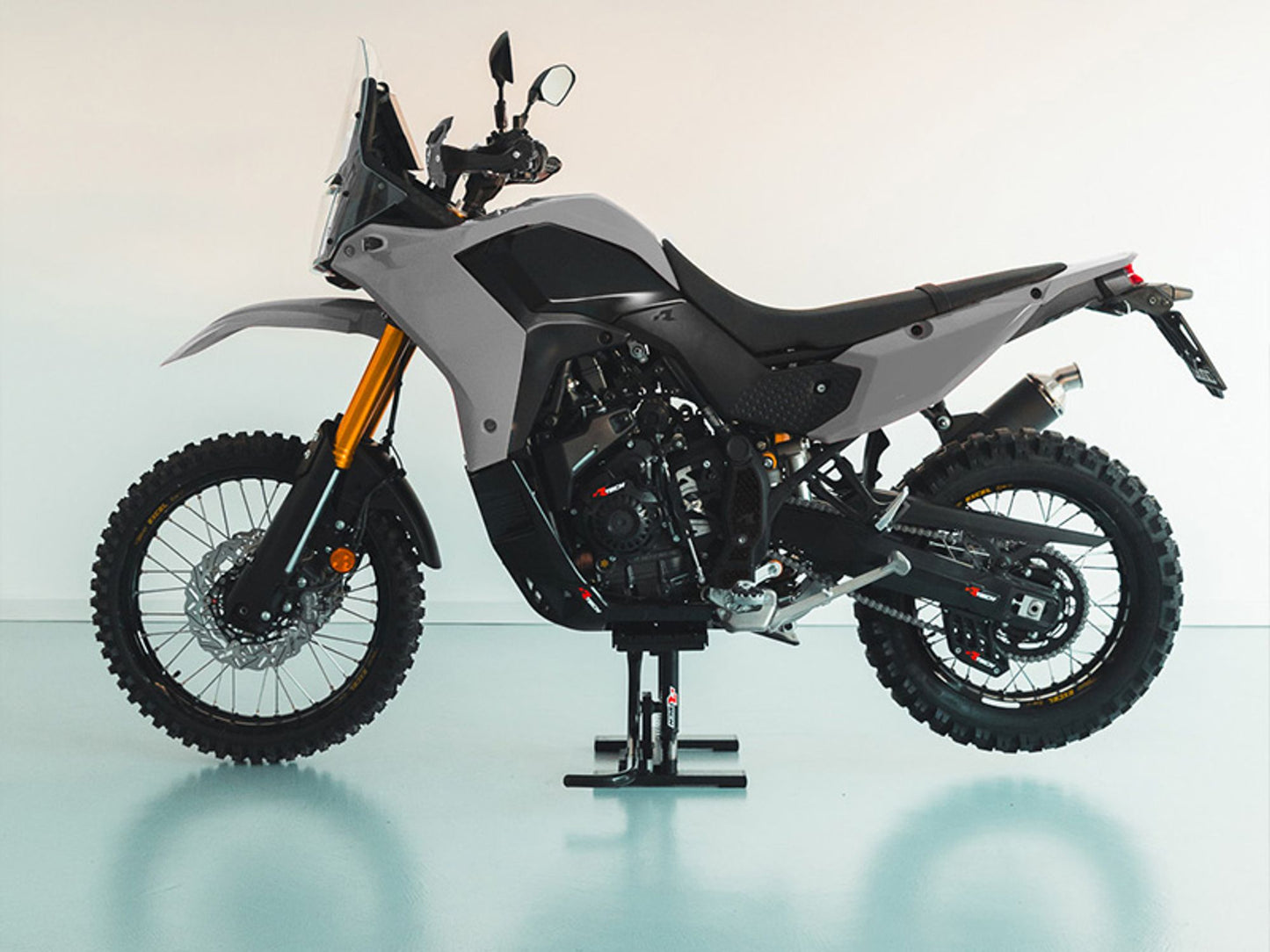 Kit Plastiche Racetech YAMAHA TENERE 700 REVOLUTION 2025-2026 Kit GRIGIO CHIARO-NERO