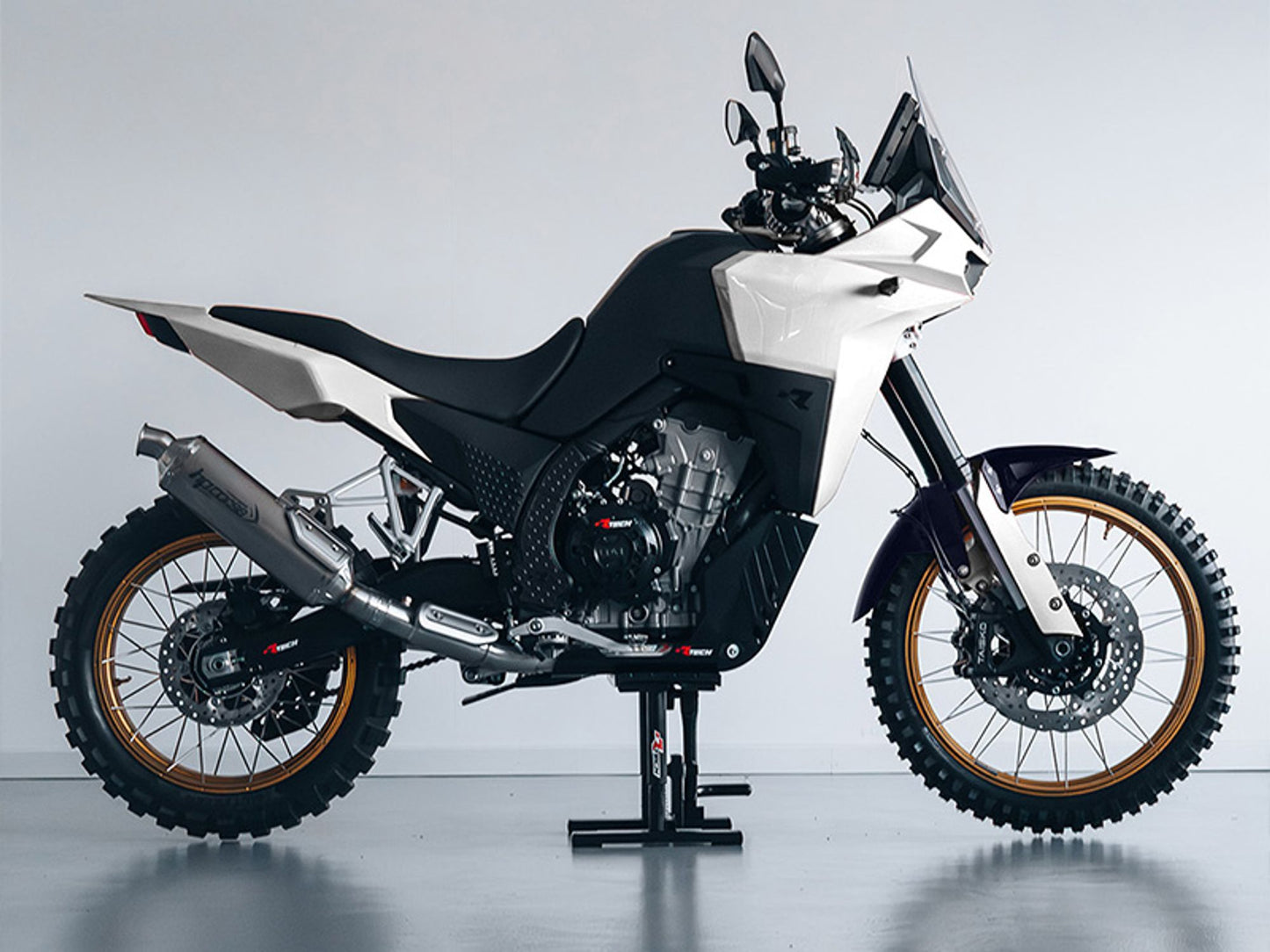 Kit Plastiche Racetech KOVE 800 REVOLUTION 2024-2026 Kit BIANCO-NERO